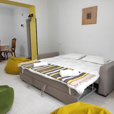 Ners Guest House Гюмри Екстериор снимка