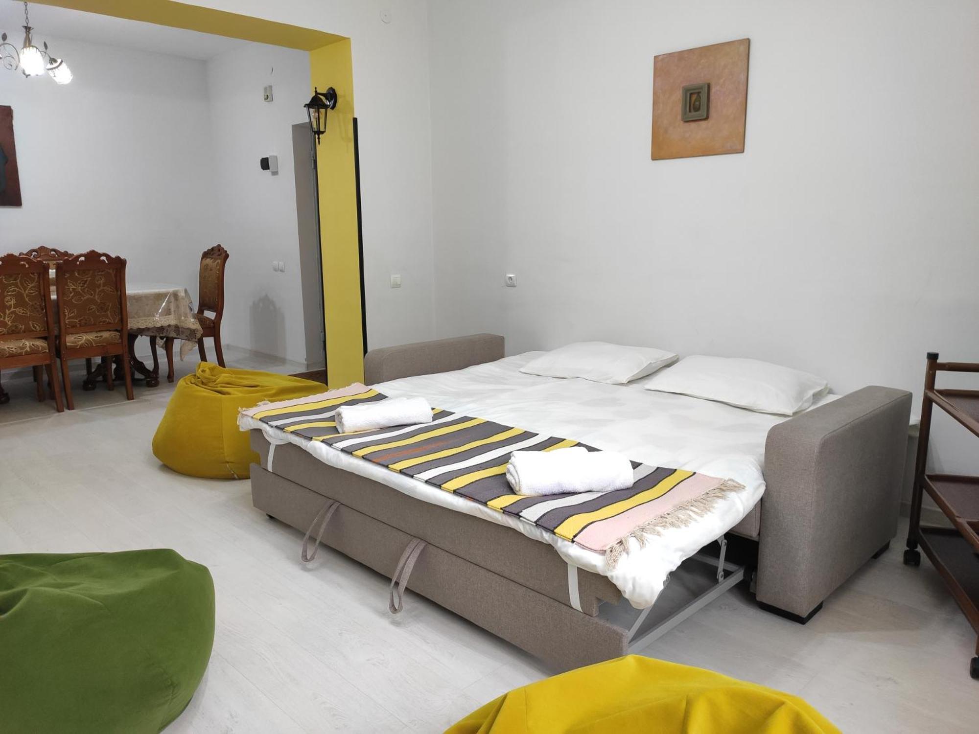 Ners Guest House Гюмри Екстериор снимка