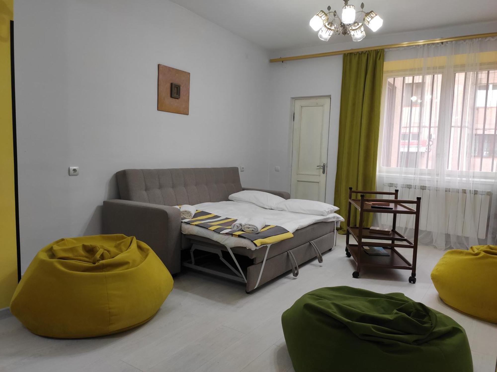 Ners Guest House Гюмри Екстериор снимка