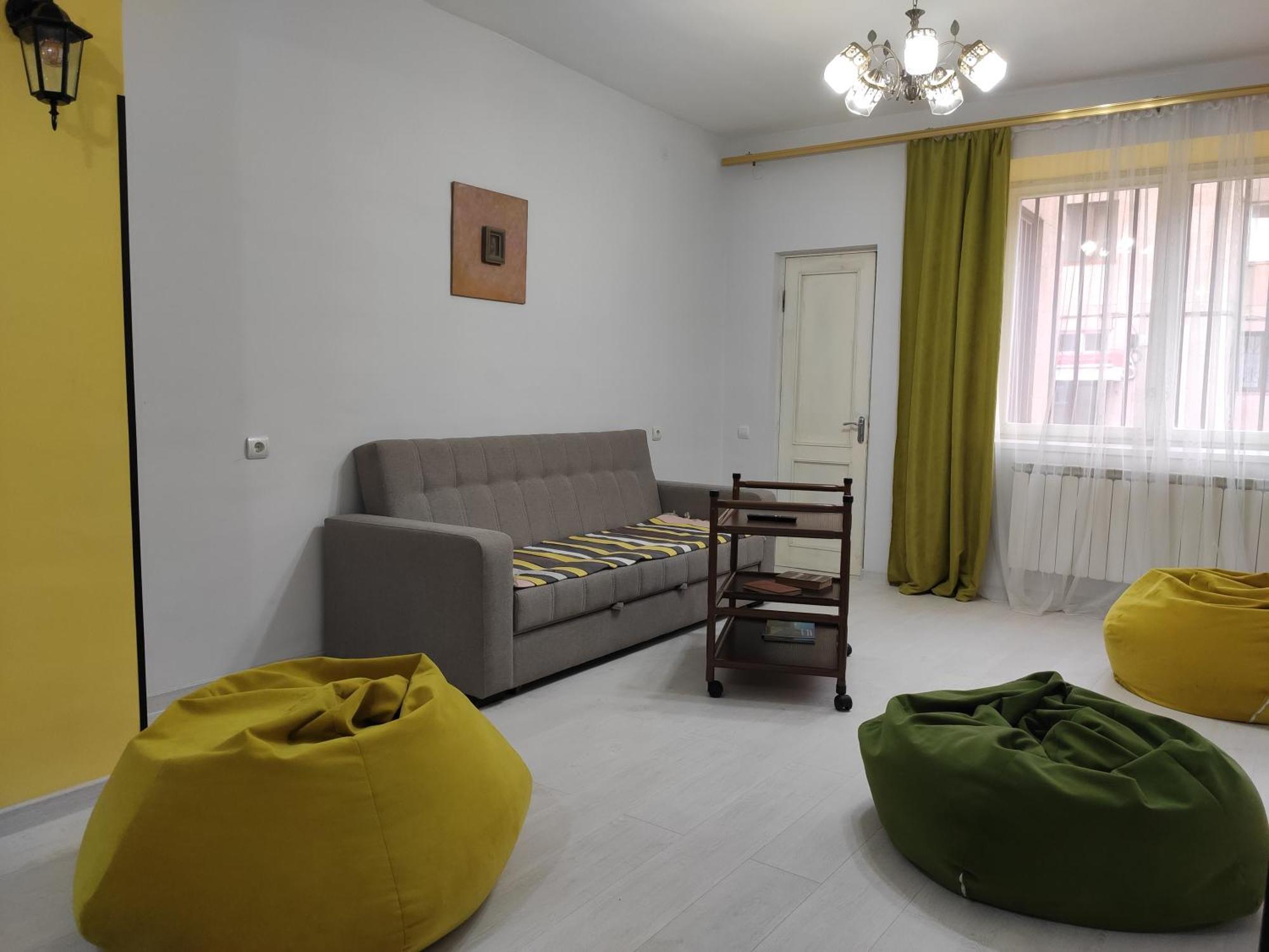 Ners Guest House Гюмри Екстериор снимка