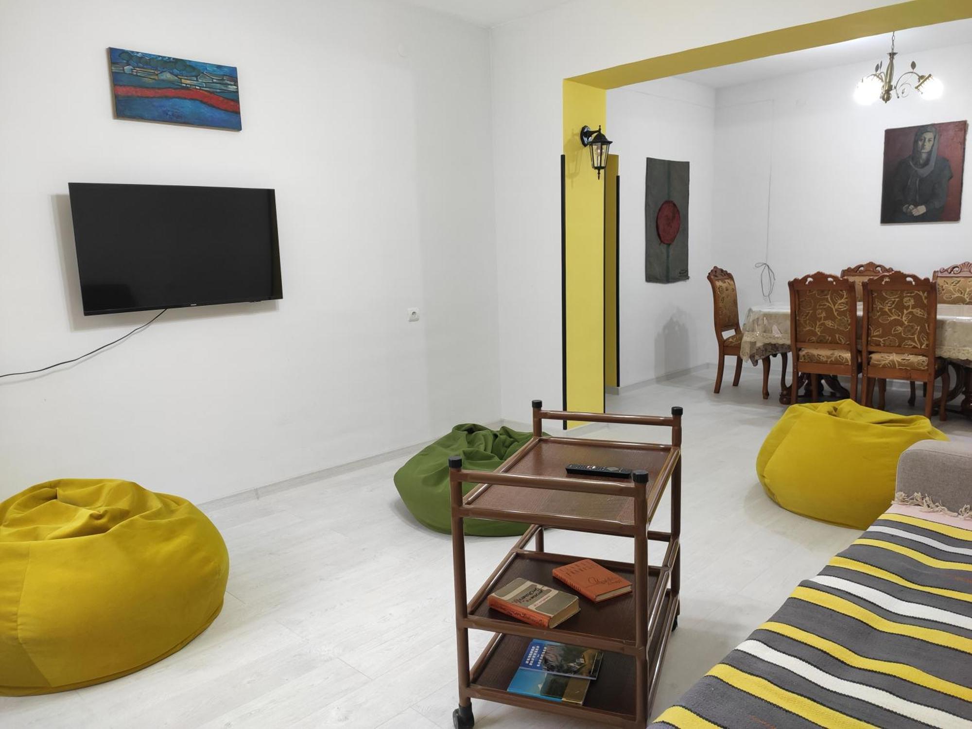 Ners Guest House Гюмри Екстериор снимка