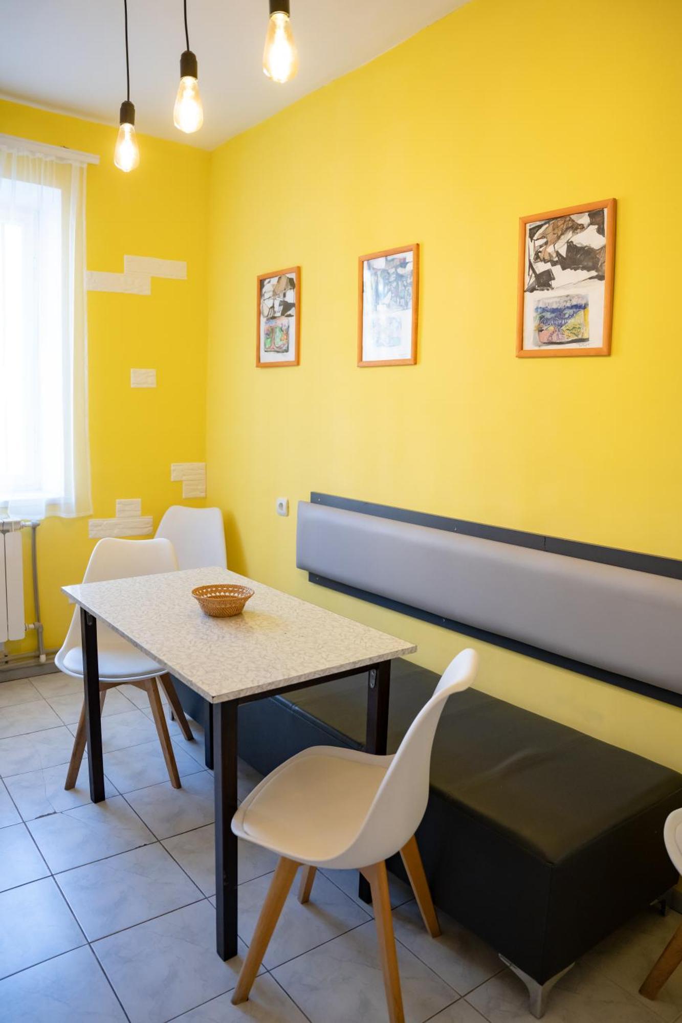 Ners Guest House Гюмри Екстериор снимка