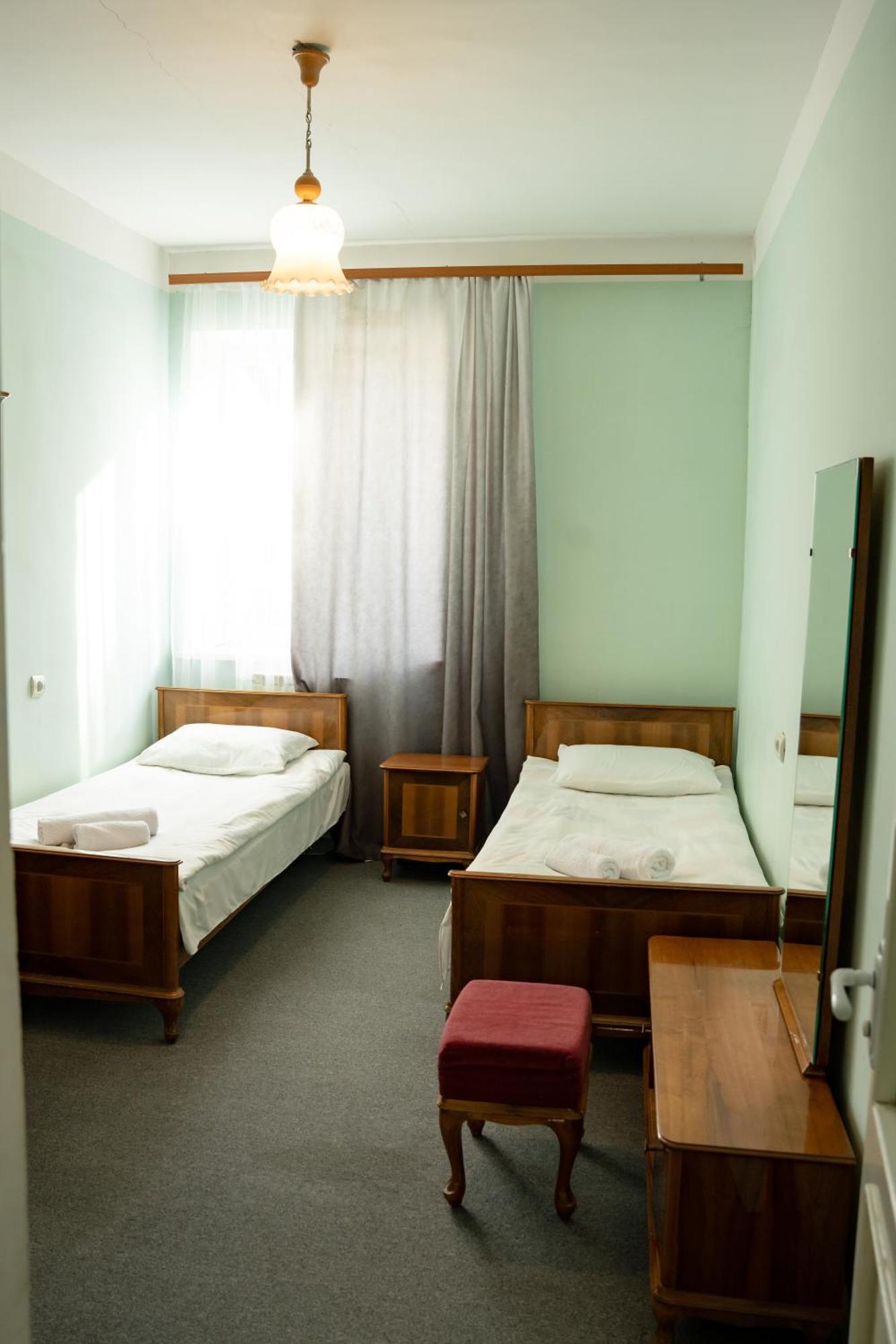 Ners Guest House Гюмри Екстериор снимка