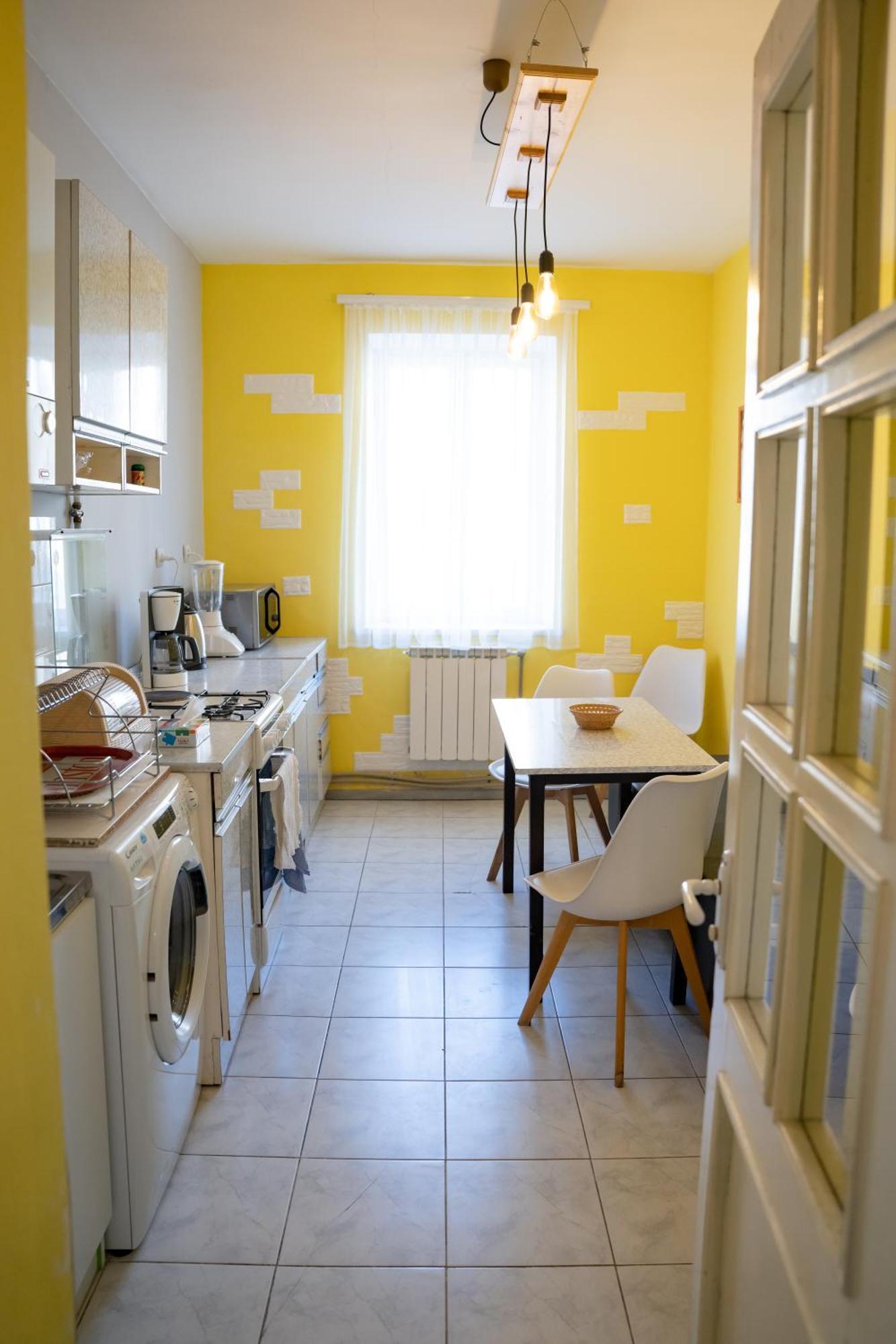 Ners Guest House Гюмри Екстериор снимка